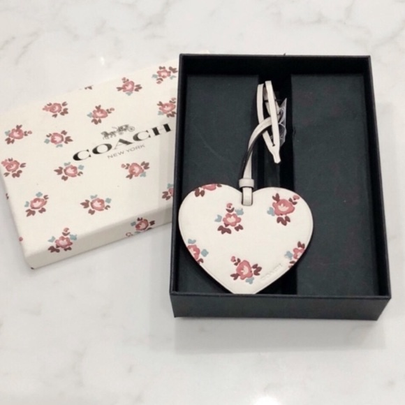 Coach Handbags - Coach Flower Embossed Leather Heart Purse Hang Tag